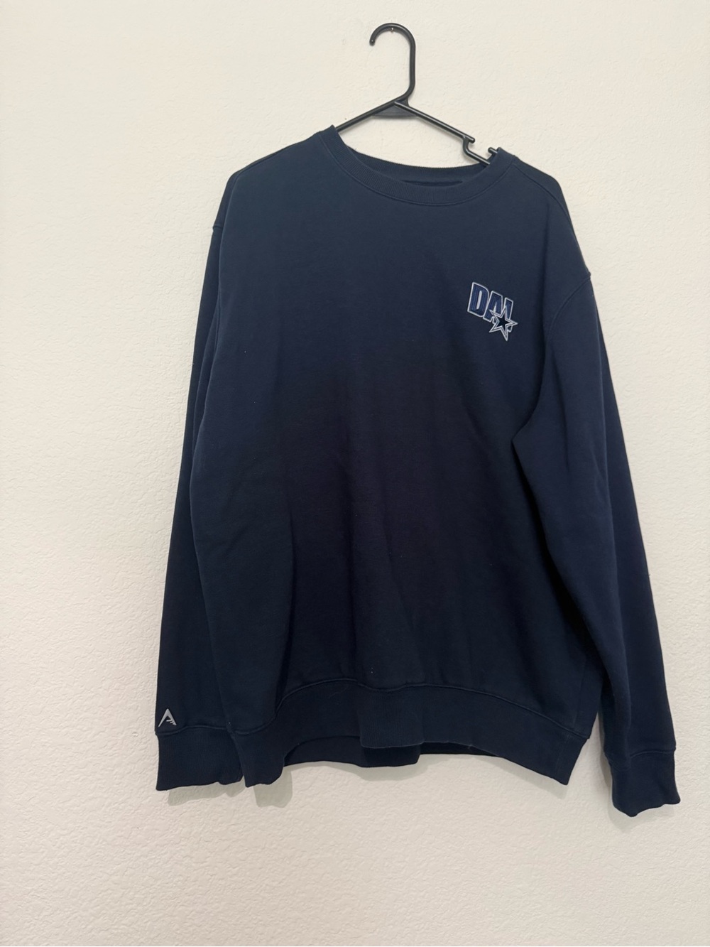 Antigua Navy Crewneck Sweatshirt with Small Dallas Cowboys Chest Emblem